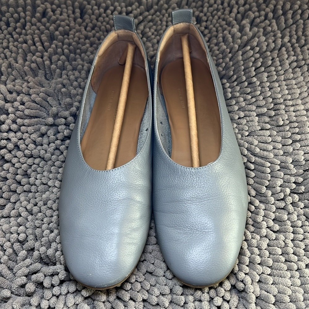 Everlane The Italian Leather Day Glove Flats